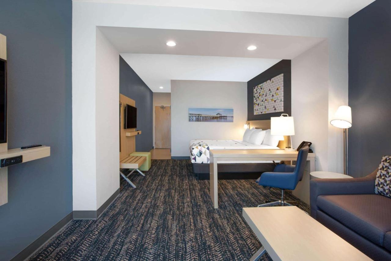 La Quinta Inn & Suites By Wyndham Manassas, Va- Dulles Airport Exteriér fotografie