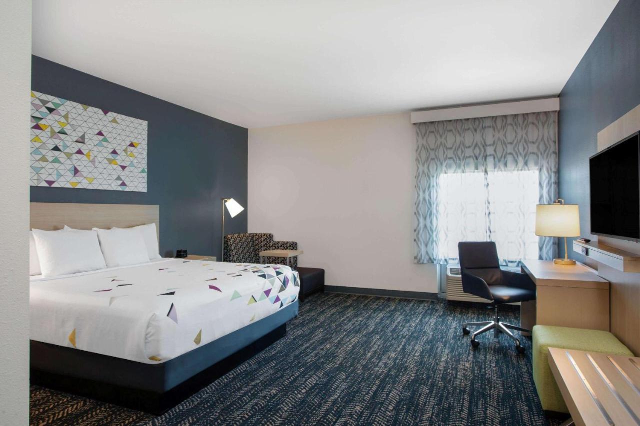 La Quinta Inn & Suites By Wyndham Manassas, Va- Dulles Airport Exteriér fotografie