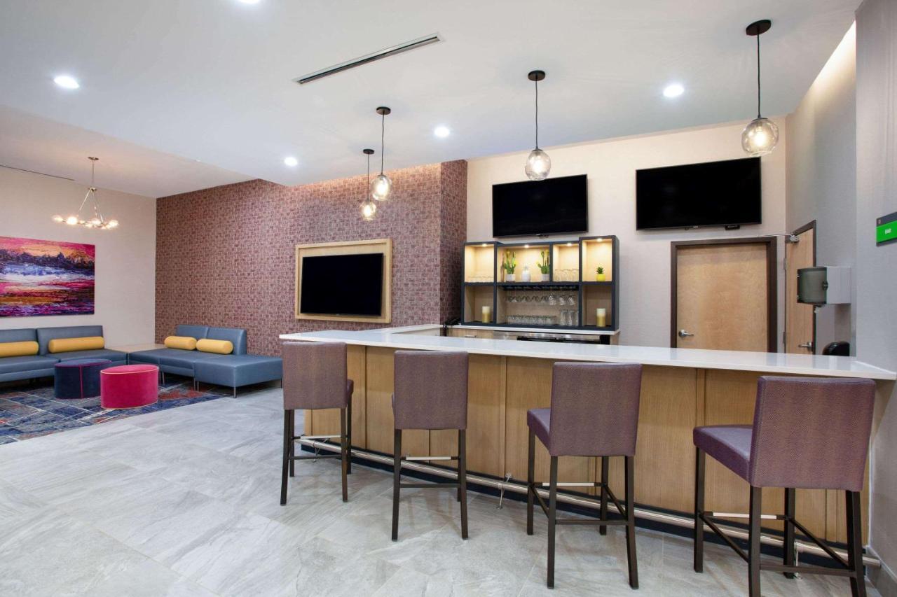 La Quinta Inn & Suites By Wyndham Manassas, Va- Dulles Airport Exteriér fotografie